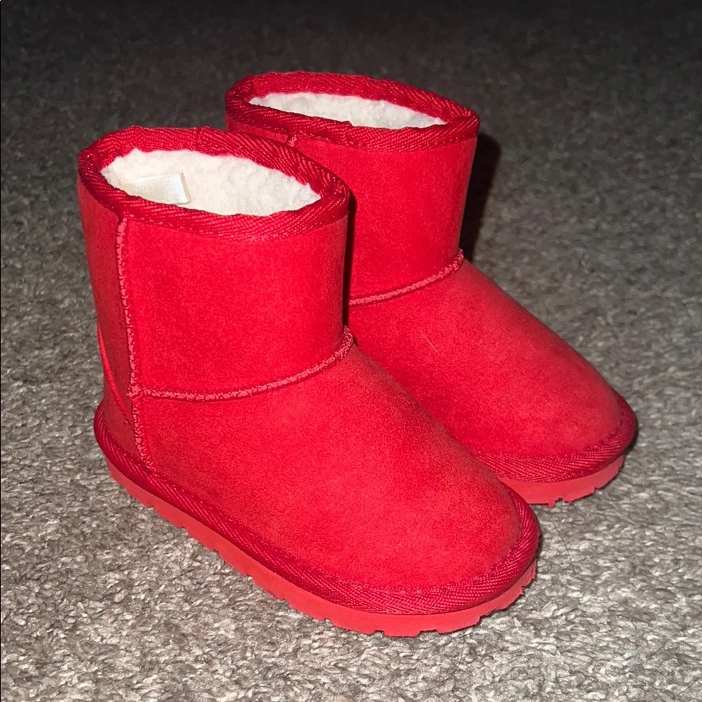 GAP Red Suede Ankle Boots Cozy Winter Style - Picture 1 of 5